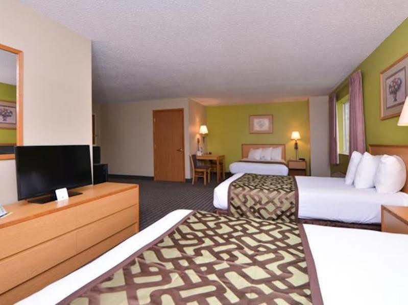 Regency Inn Geneseo Il I-80 Εξωτερικό φωτογραφία